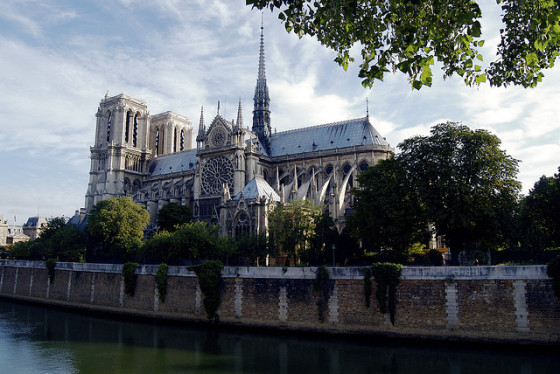 notredame-560x374
