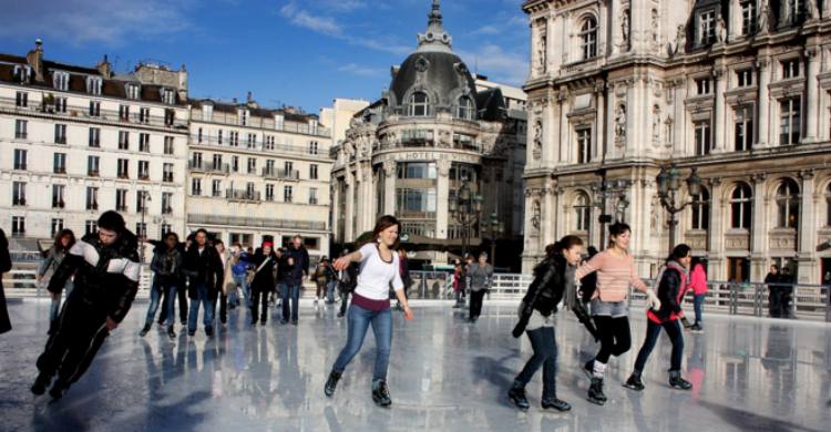Hôtel-de-Ville-_Loic_-Flickr-750x390