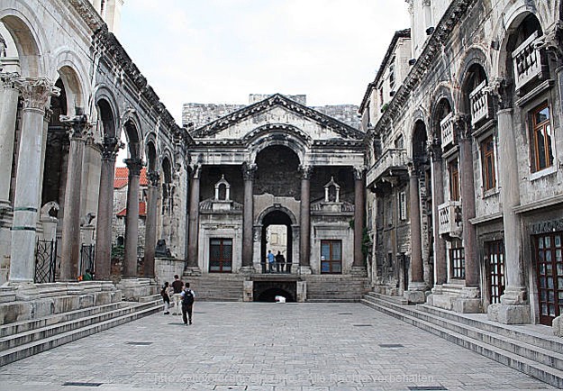 palazzo diocleziano spalato