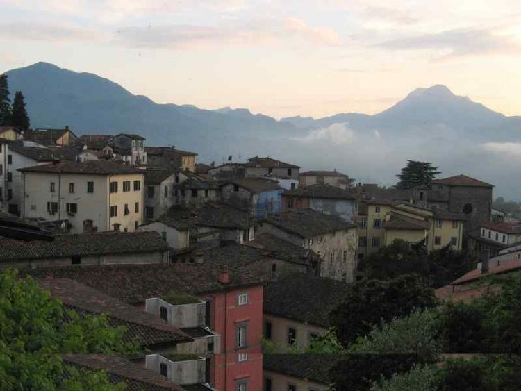I 10 borghi più belli della toscana barga