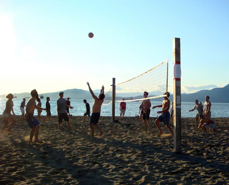 beach-volleyball-1597263_1280
