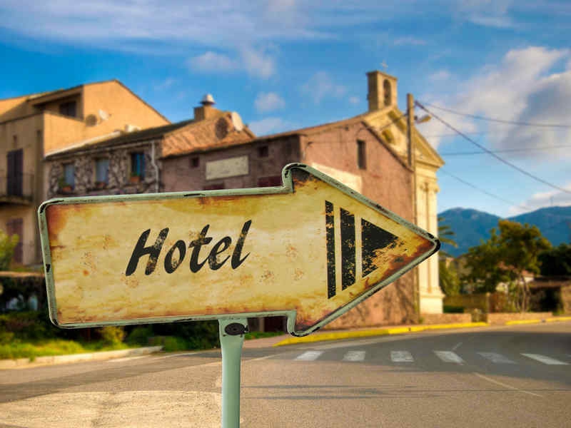 scrivere una guida turistica