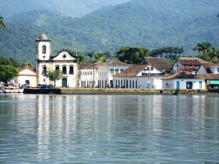 dimenticare l'inverno a paraty