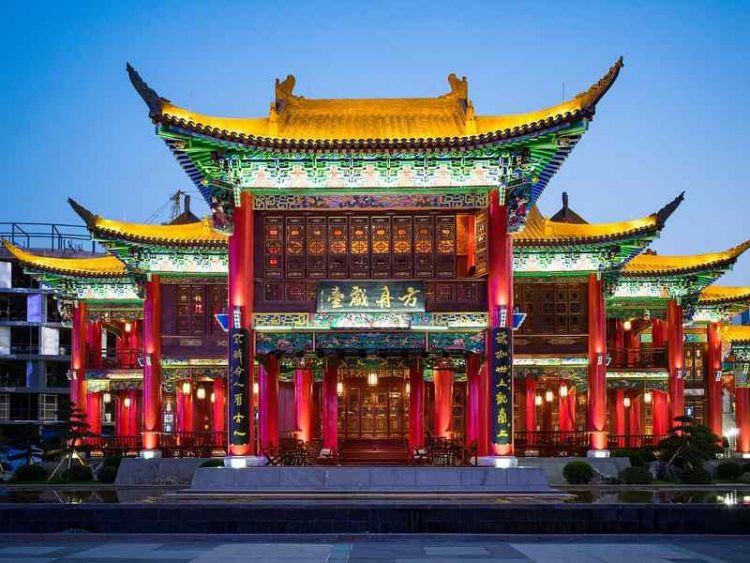 Una Montagna che fa le uova