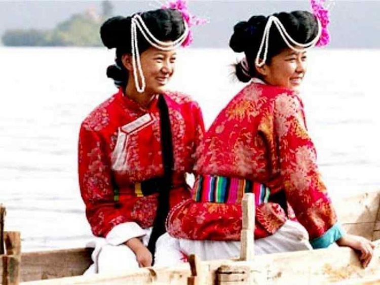 villaggio di sole donne