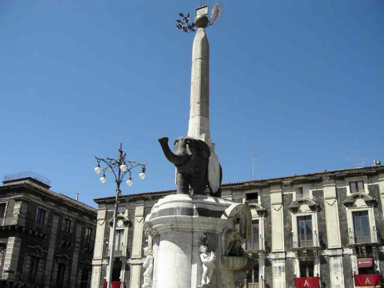 10 attrazioni da non perdere nella calda Catania