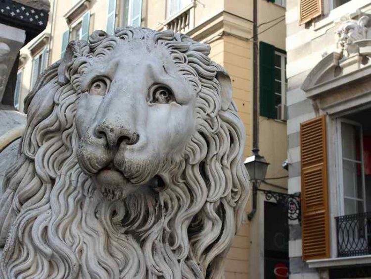 10 scorci da non perdere nei carruggi di Genova