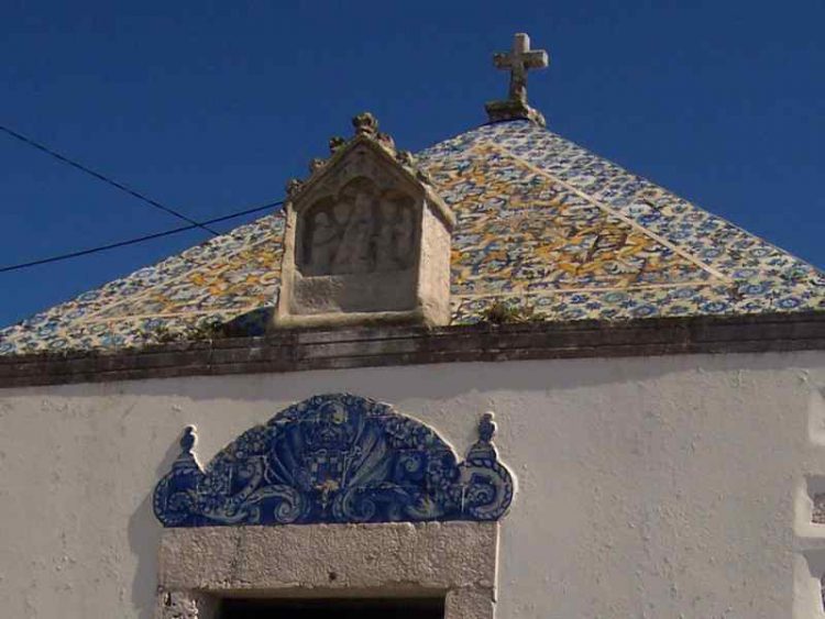 Amanti del surf? Nazarè in Portogallo è il vostro paradiso
