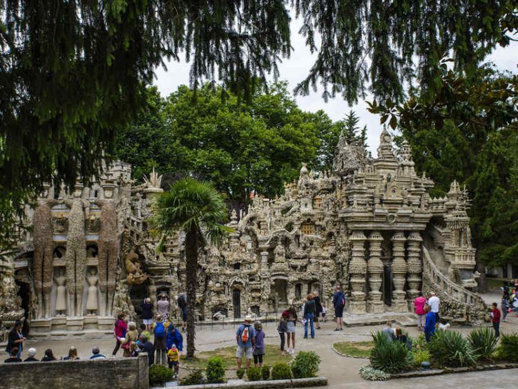 Le palais ideale, un postino che diventa artista