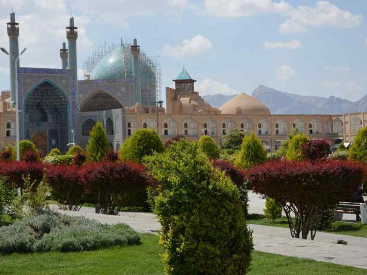 Perché alcune persone scelgono di viaggiare spesso alla stessa destinazione?