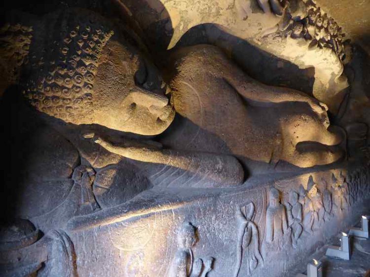 Alla scoperta del tempio di Kailasa,