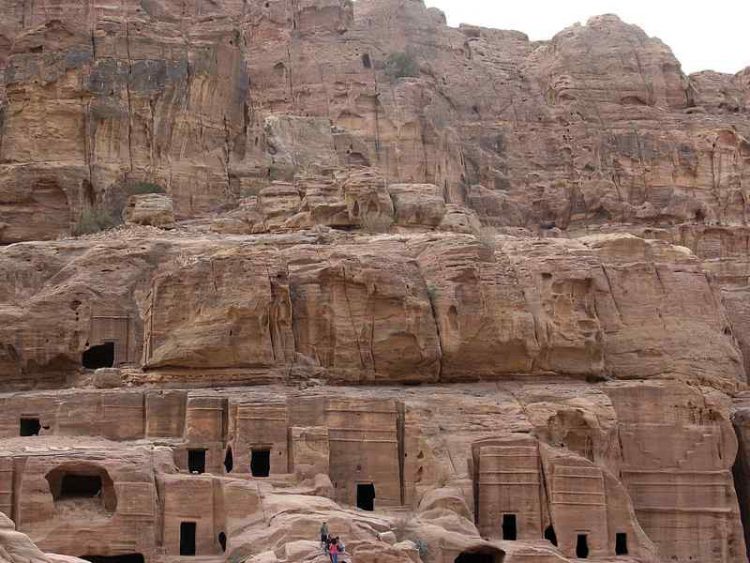 Petra, il sito archeologico tra le Sette meraviglie del mondo compie 200 anni