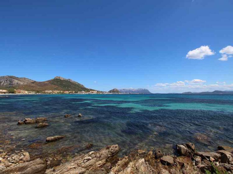 Sardegna, i luoghi dove potreste incontre George Clooney