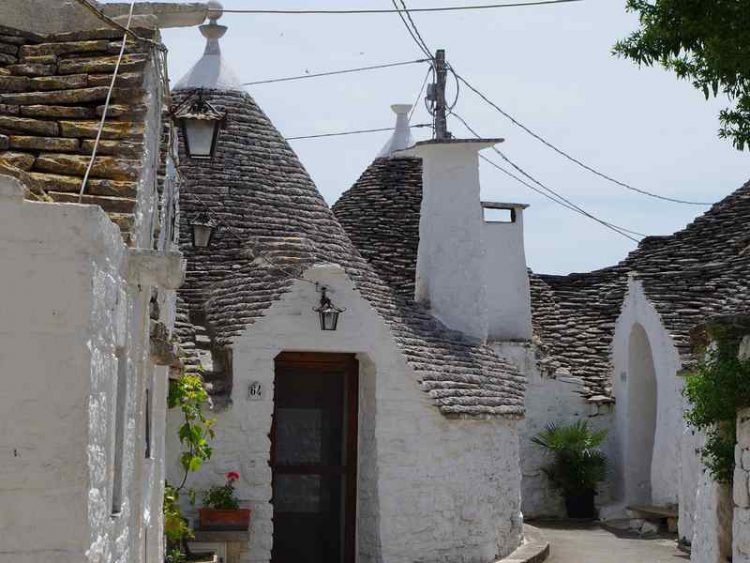 ad Alberobello il festival città dei trulli