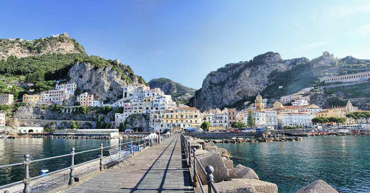Sigue leyendo Alla scoperta della Costiera Amalfitana viaggio da Positano a Sorrento