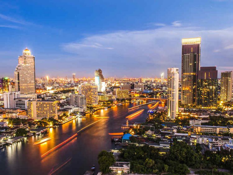 Un tuffo nel passato, in treno da Bangkok a Singapore