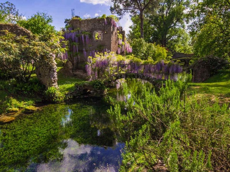 Il Giardino di Ninfa, un giardino perduto di cui stai per innamorarti