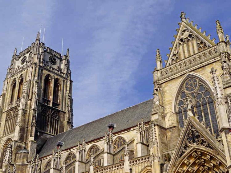 Gijs Van Vaerenbergh, in Belgio la chiesa trasparente