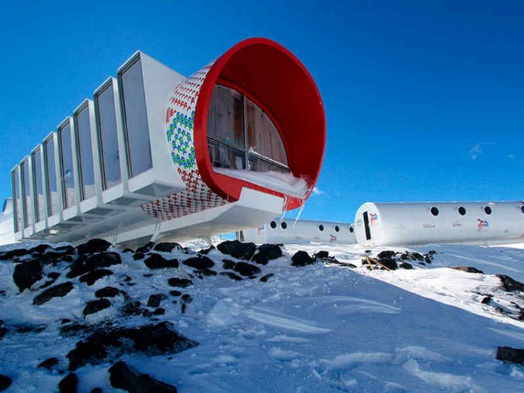 Bivacco Gervasutti, il rifugio 2.0 in cima al Monte Bianco
