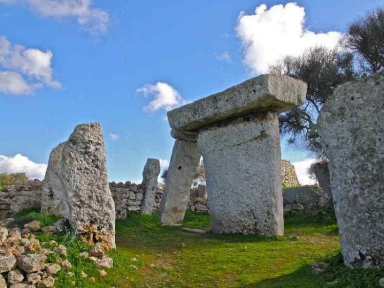 Ibiza e Maiorca, stop all'alcol illimitato