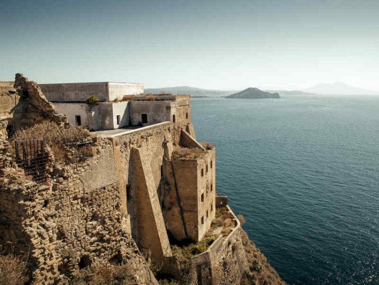 Procida, il piccolo paradiso nel golfo di Napoli