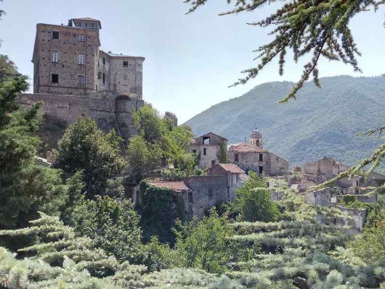 Savona il borgo abbandonata che sembra un film