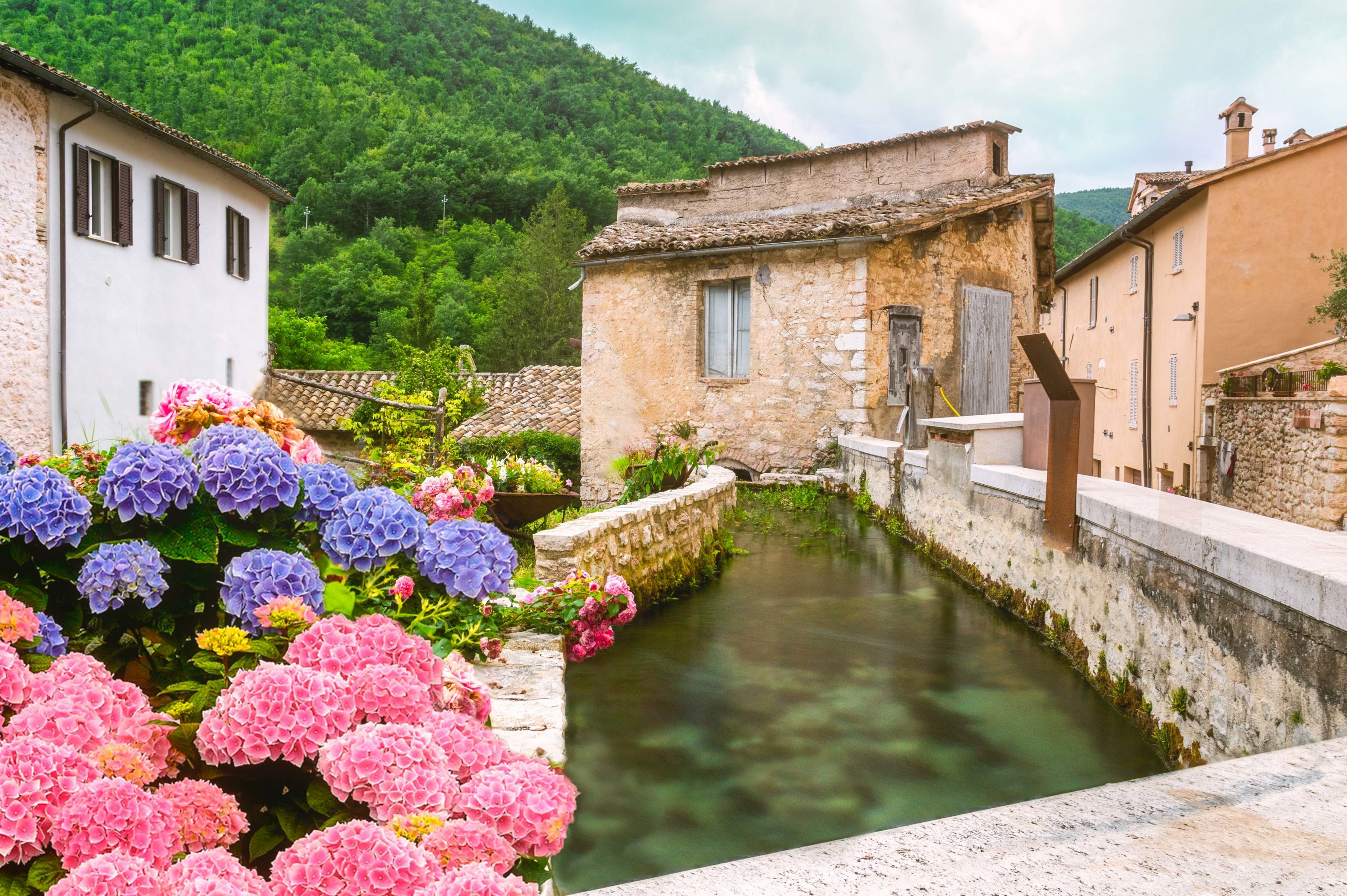 Rasiglia, un luogo da favola nel cuore dellUmbria - Turista Curioso